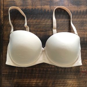 Victoria’s Secret Strapless Bra